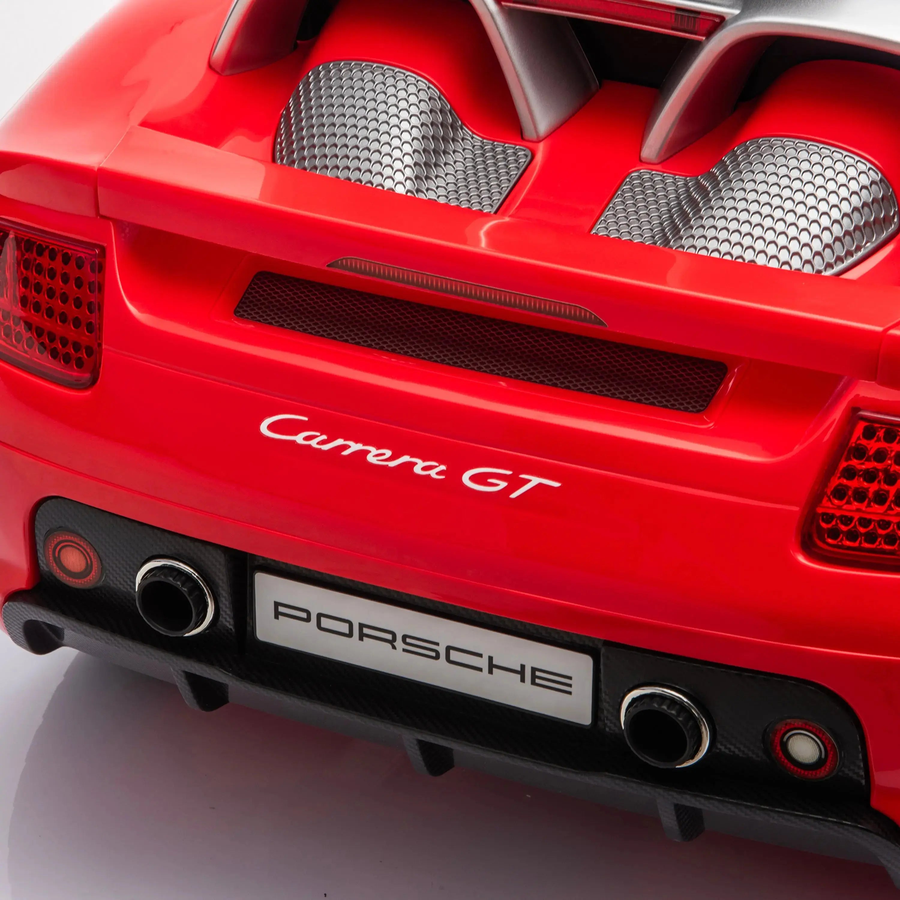 12V Porsche Carrera GT 1 Seater Ride on car – interior detail | Freddo Toys Canada