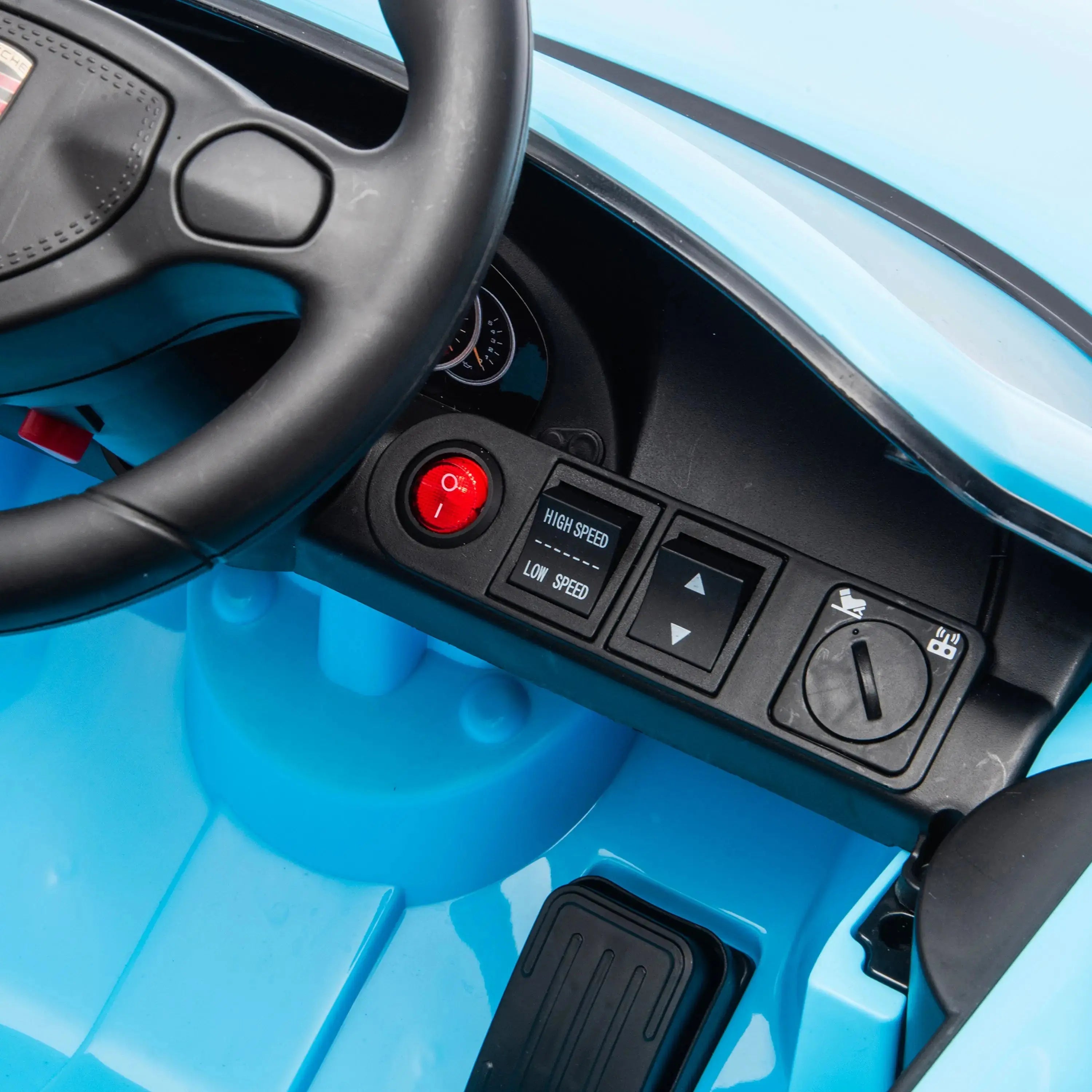 12V Porsche Carrera GT 1 Seater Ride on car – interior detail (2) | Freddo Toys Canada
