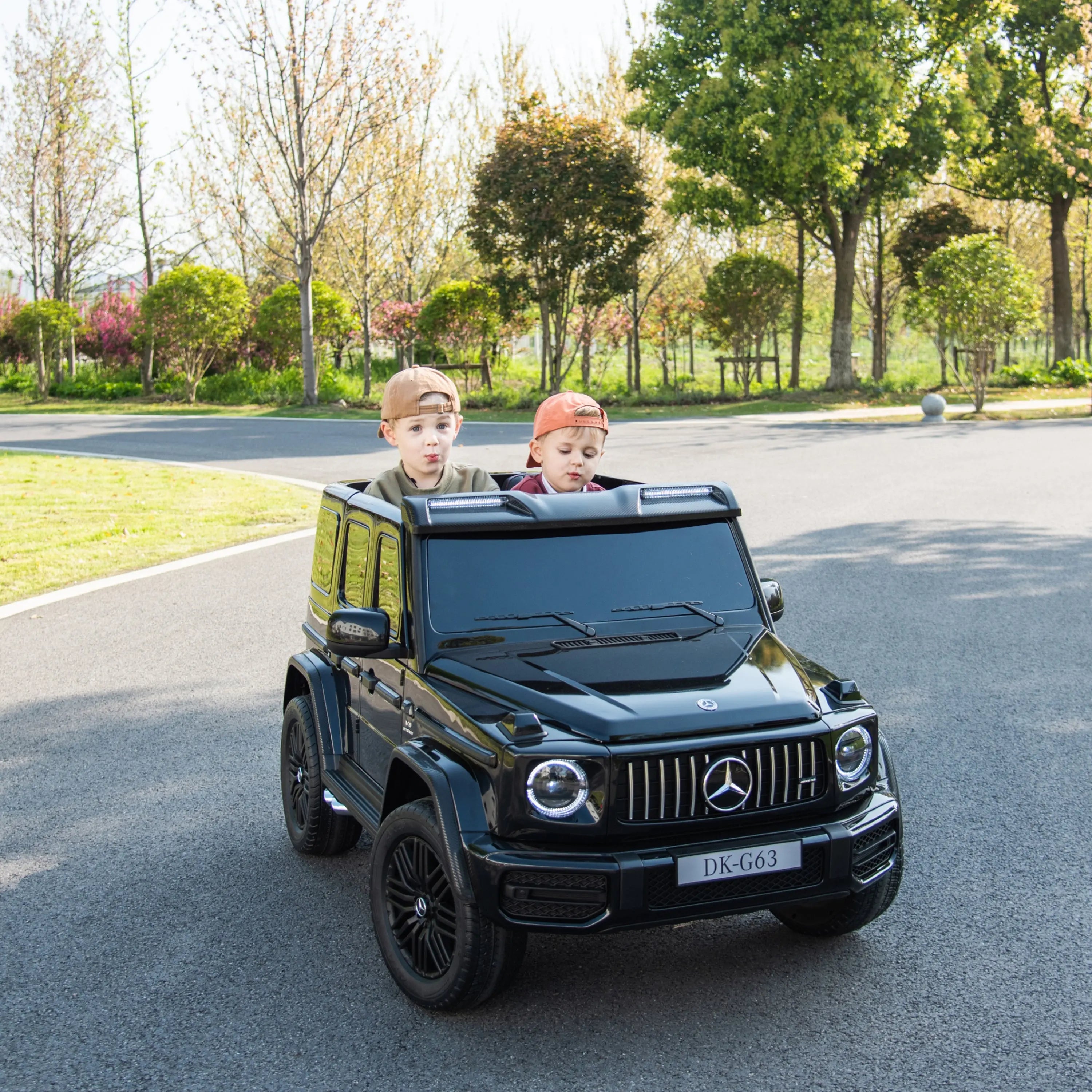 24V Mercedes Benz G-Wagon – front three-quarter view | Freddo Toys Canada