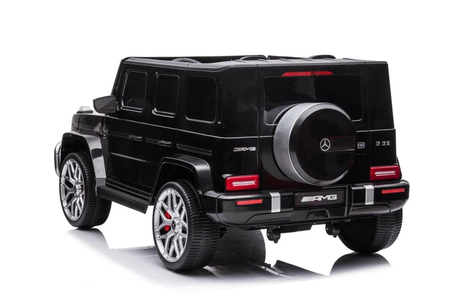 24V 4x4 Mercedes Benz G63 AMG 2 Seater G Wagon Ride on Car – front view (2) | Freddo Toys Canada