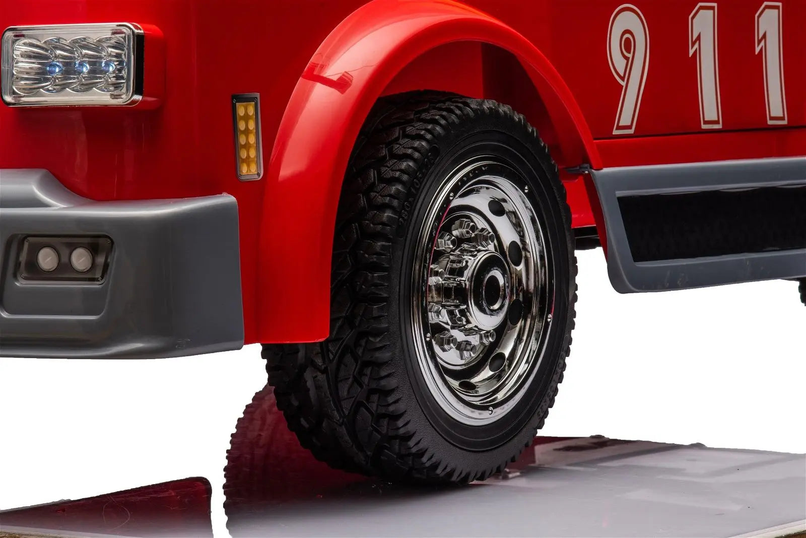 24V Freddo Fire Truck 2-Seater Ride on – open doors | Freddo Toys Canada
