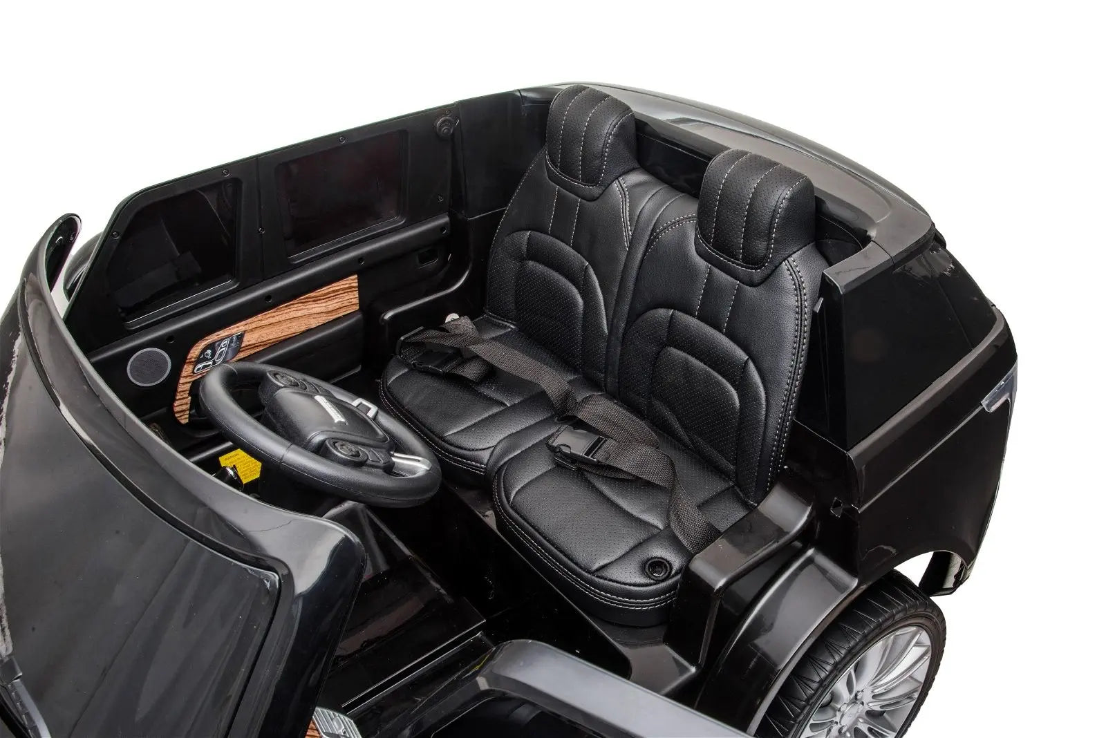 24V Range Rover HSE 2 Seater Ride on – wheels and suspension detail | Freddo Toys Canada