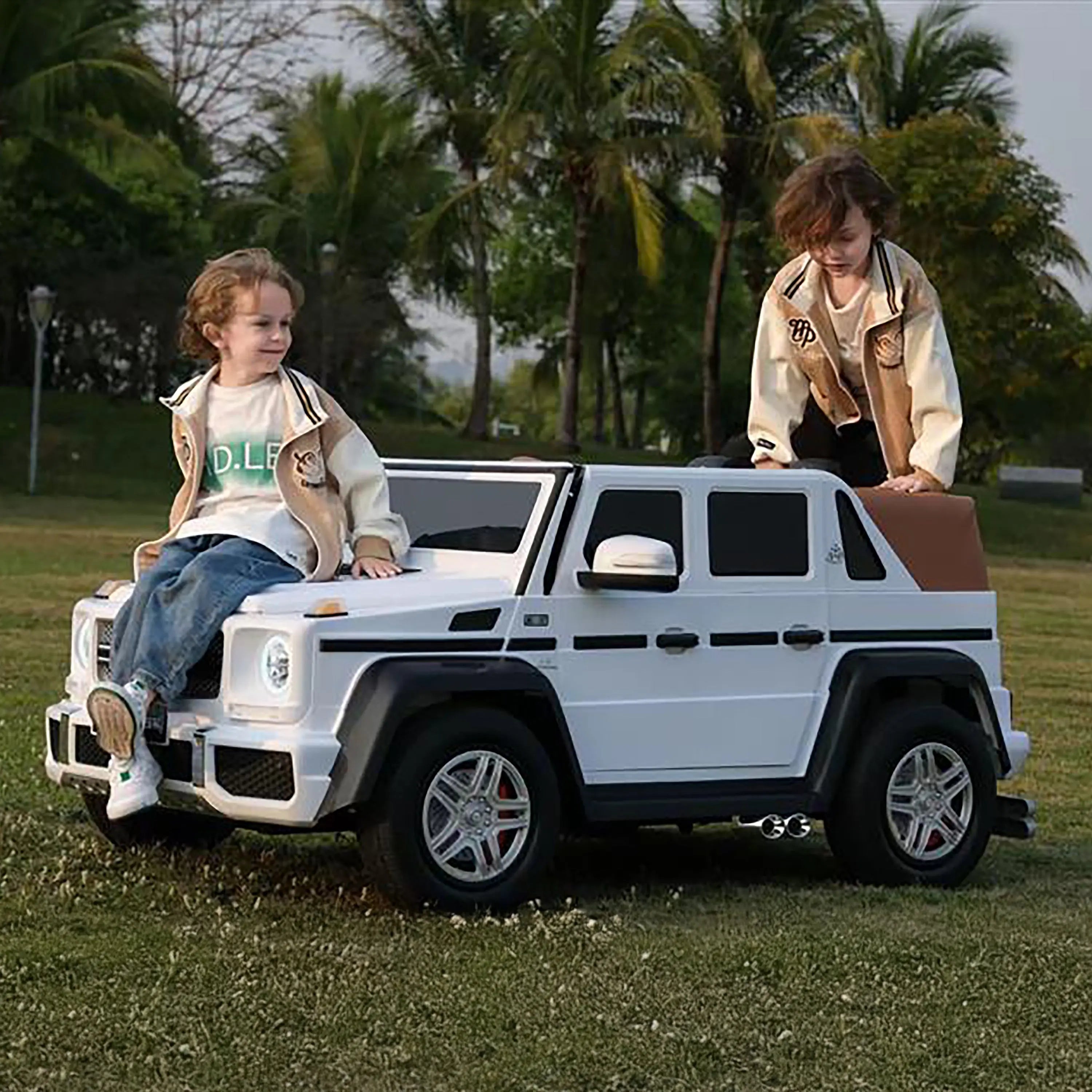 24V Mercedes Maybach G650  Freddo Toys