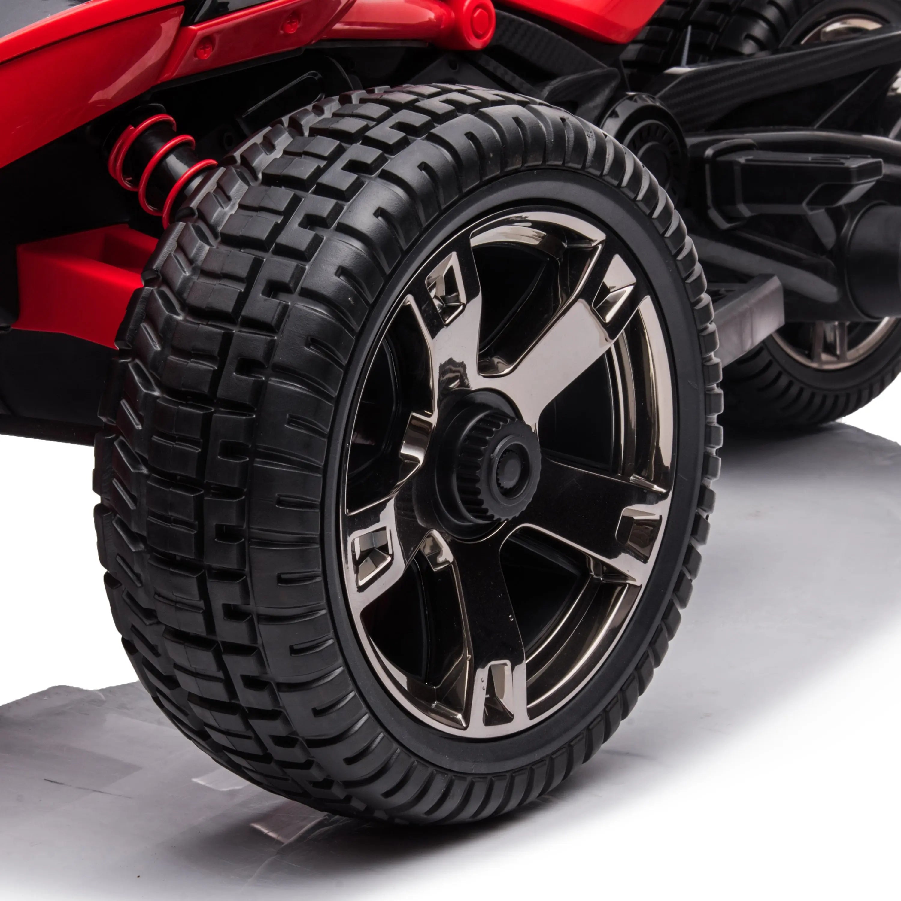 24V Freddo Spider 2 Seater Ride-On 3 Wheel Motorcycle – feature detail | Freddo Toys Canada
