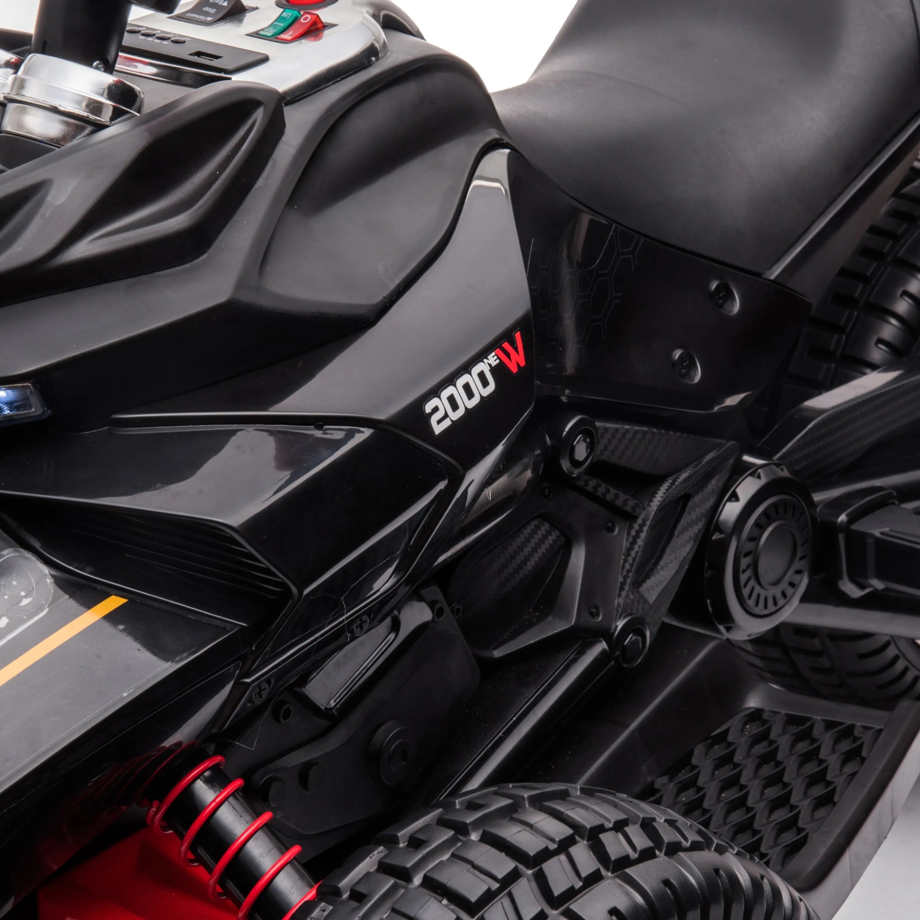 24V Freddo Spider 2 Seater Ride-On 3 Wheel Motorcycle – wheels and tires detail (2) | Freddo Toys Canada