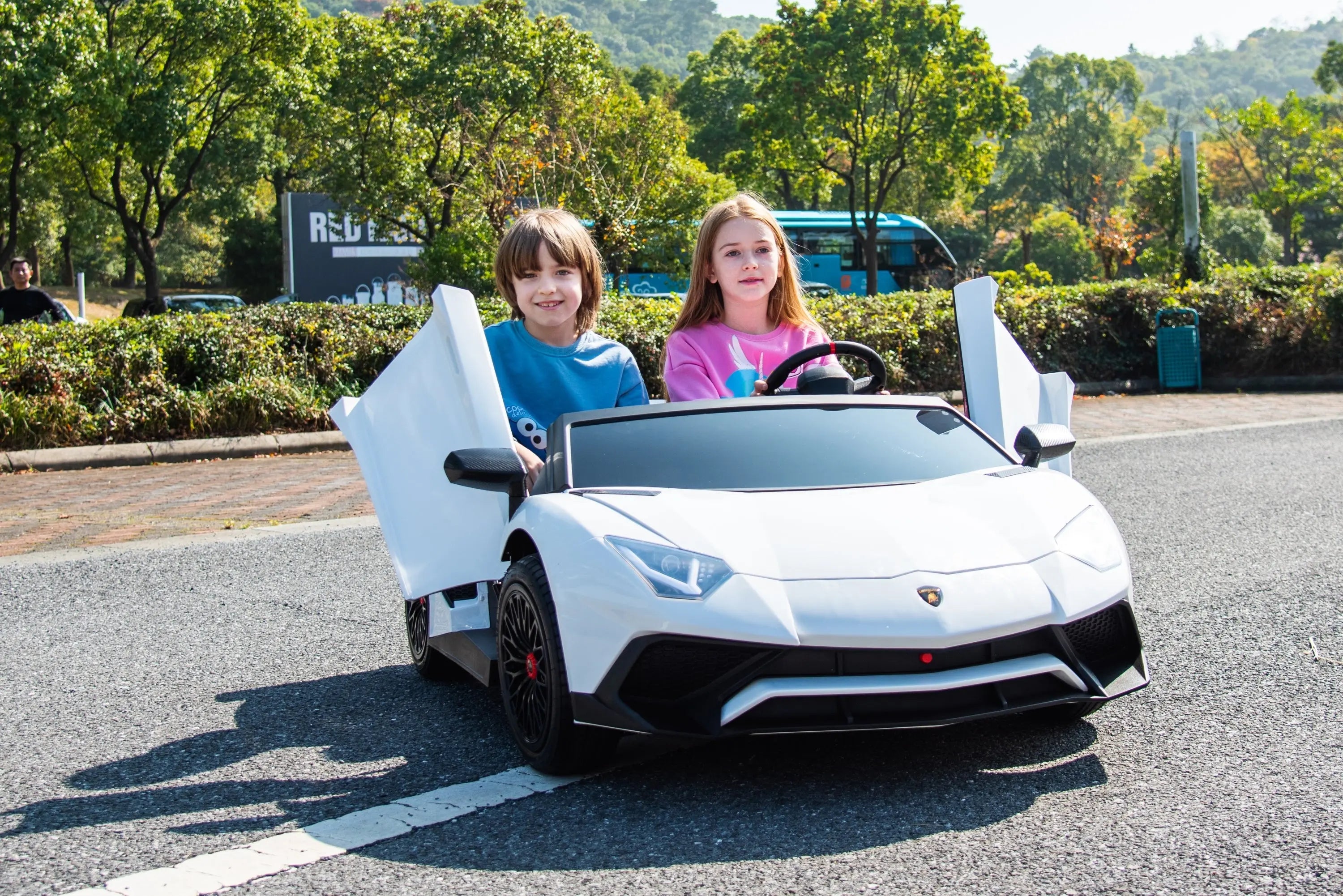 24V Lamborghini Aventador 2 Seater Ride On Car for Kids: Advanced Brushless Motor & Differential for High-Octane Fun | Freddo Toys Canada