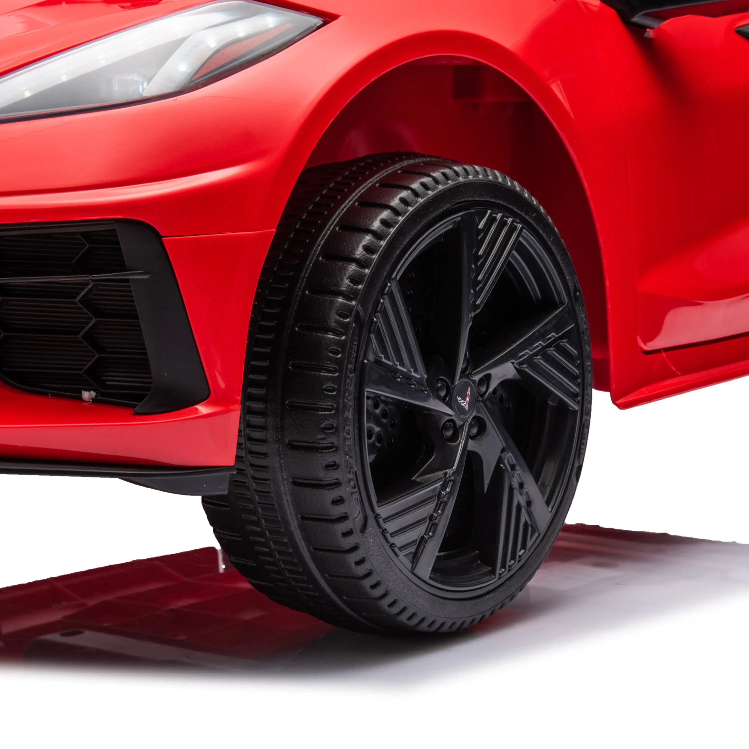 12V Chevrolet Corvette C8 1-Seater Kids Ride-On Car – feature detail | Freddo Toys Canada