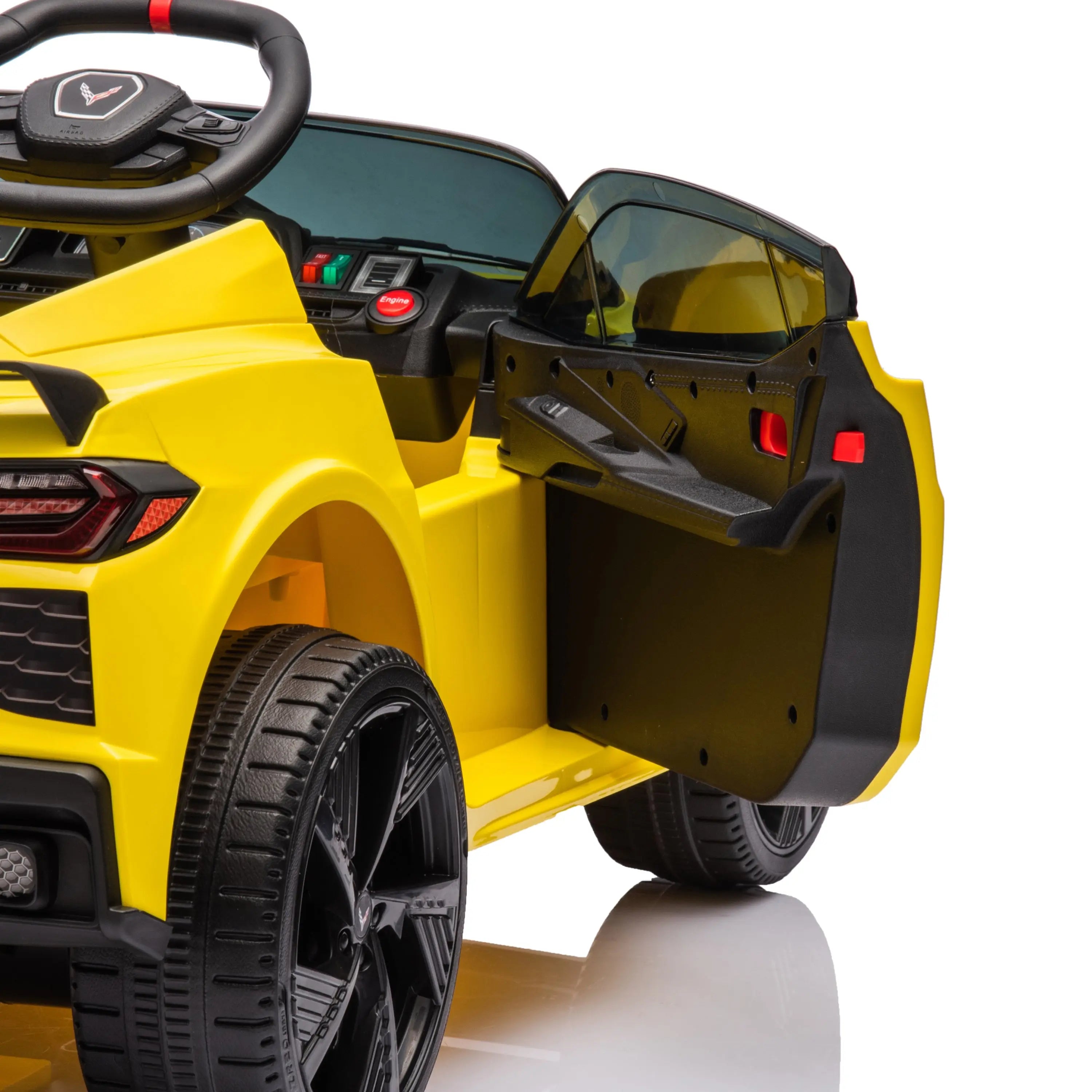 12V Chevrolet Corvette C8 1-Seater Kids Ride-On Car – wheels and suspension detail (2) | Freddo Toys Canada