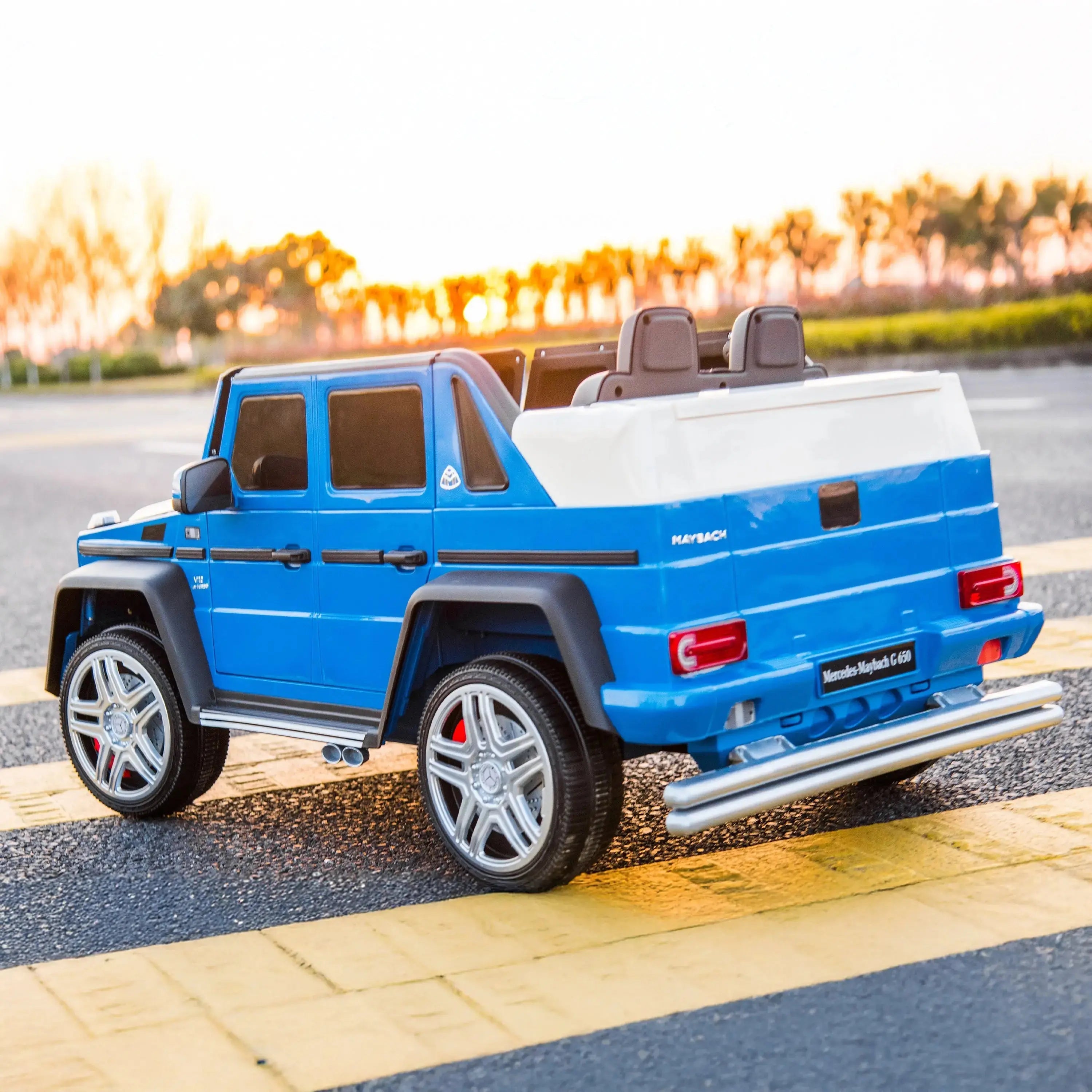 12V Mercedes Maybach G650 1 Seater – rear three-quarter view | Freddo Toys Canada