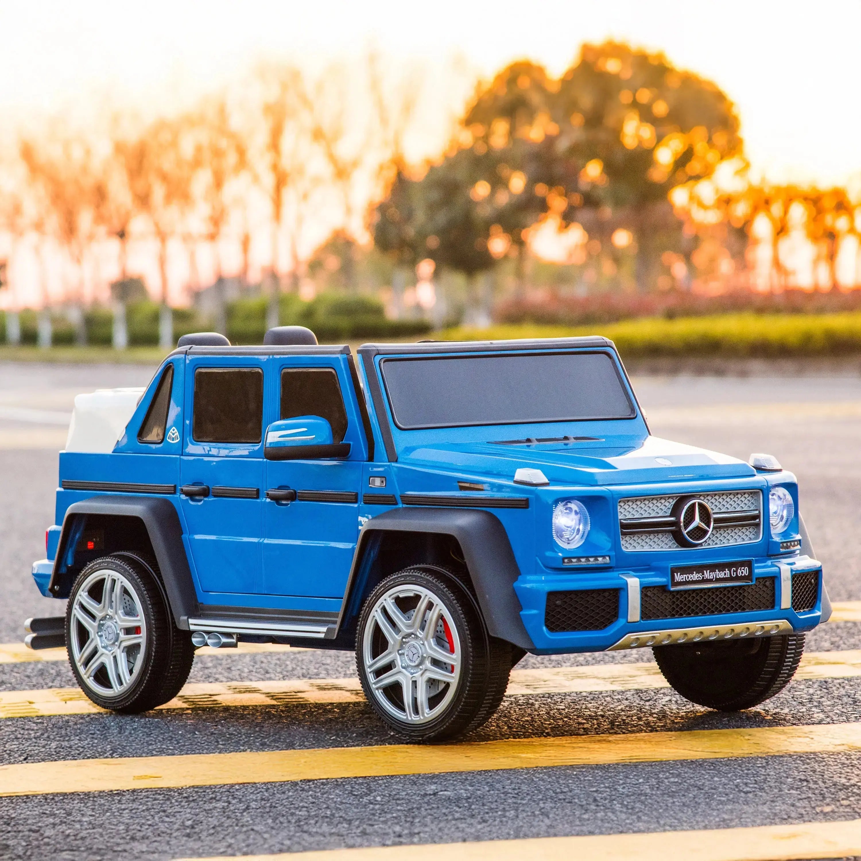 12V Mercedes Maybach G650 1 Seater – feature detail | Freddo Toys Canada