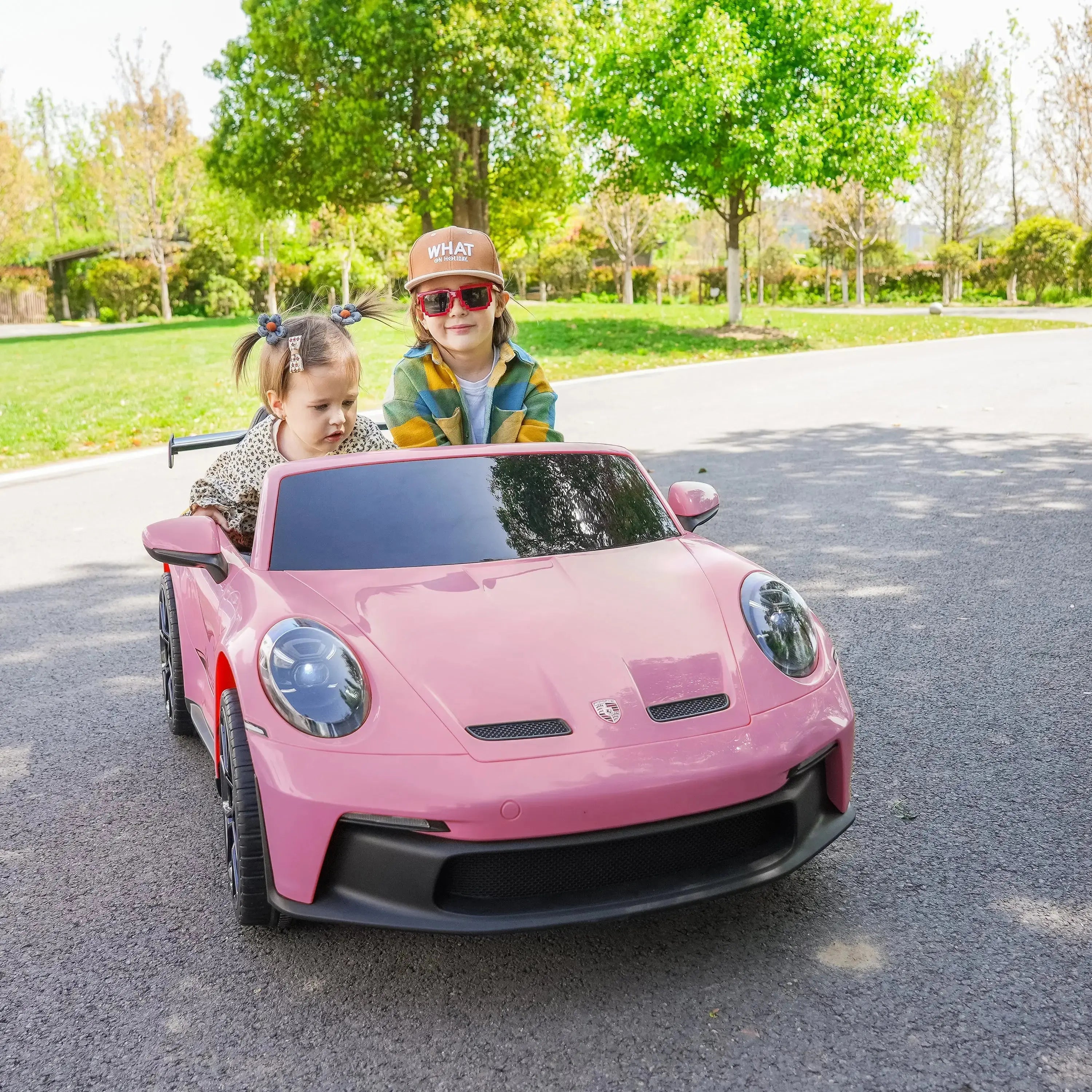 24V Porsche 911 GT3 2 Seater - NEW Silent Motor – steering wheel and controls | Freddo Toys Canada