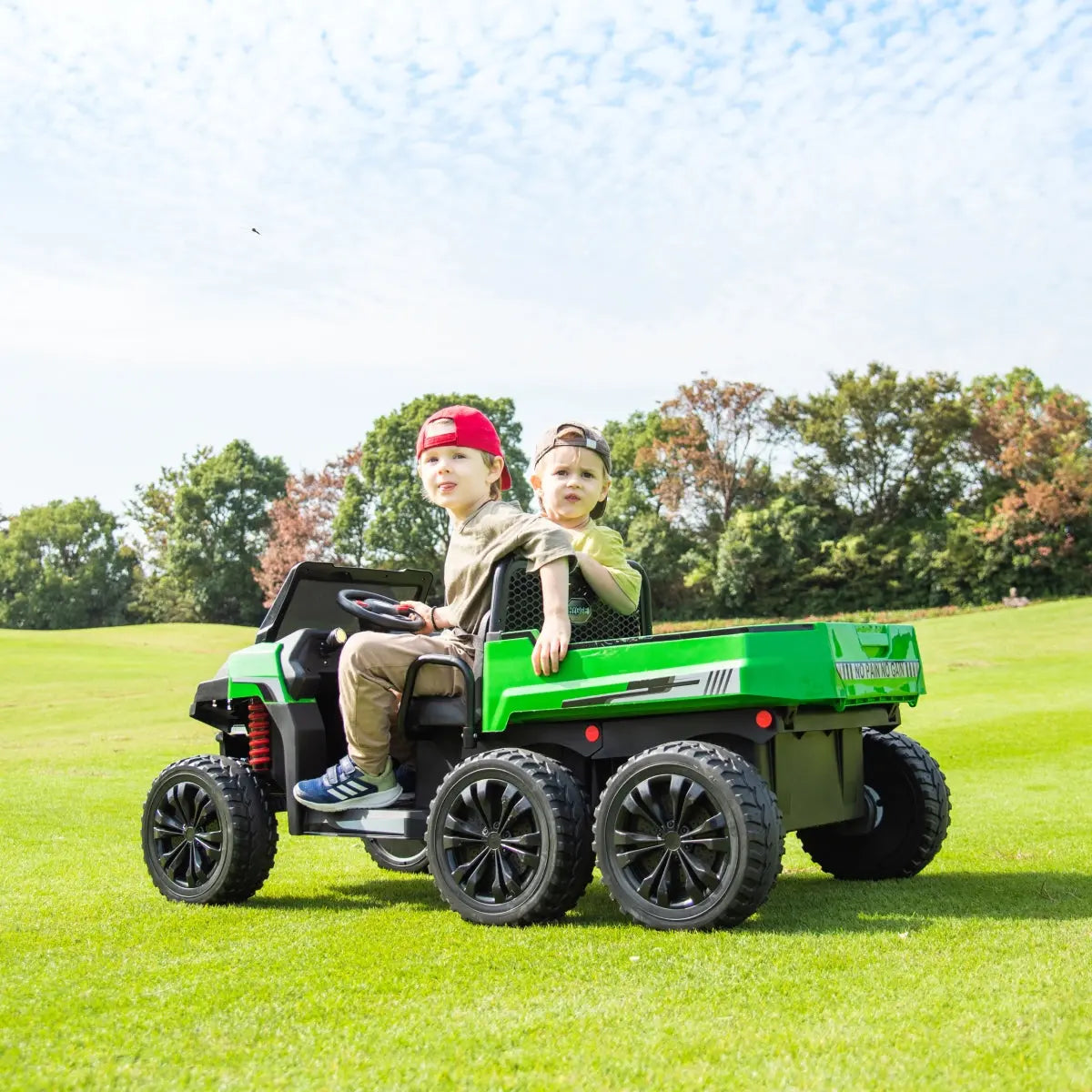 24V 6 Wheeler Freddo Tractor Trailer 2 Seater Ride-on with Dump Cart and Parental Remote – rear view | Freddo Toys Canada