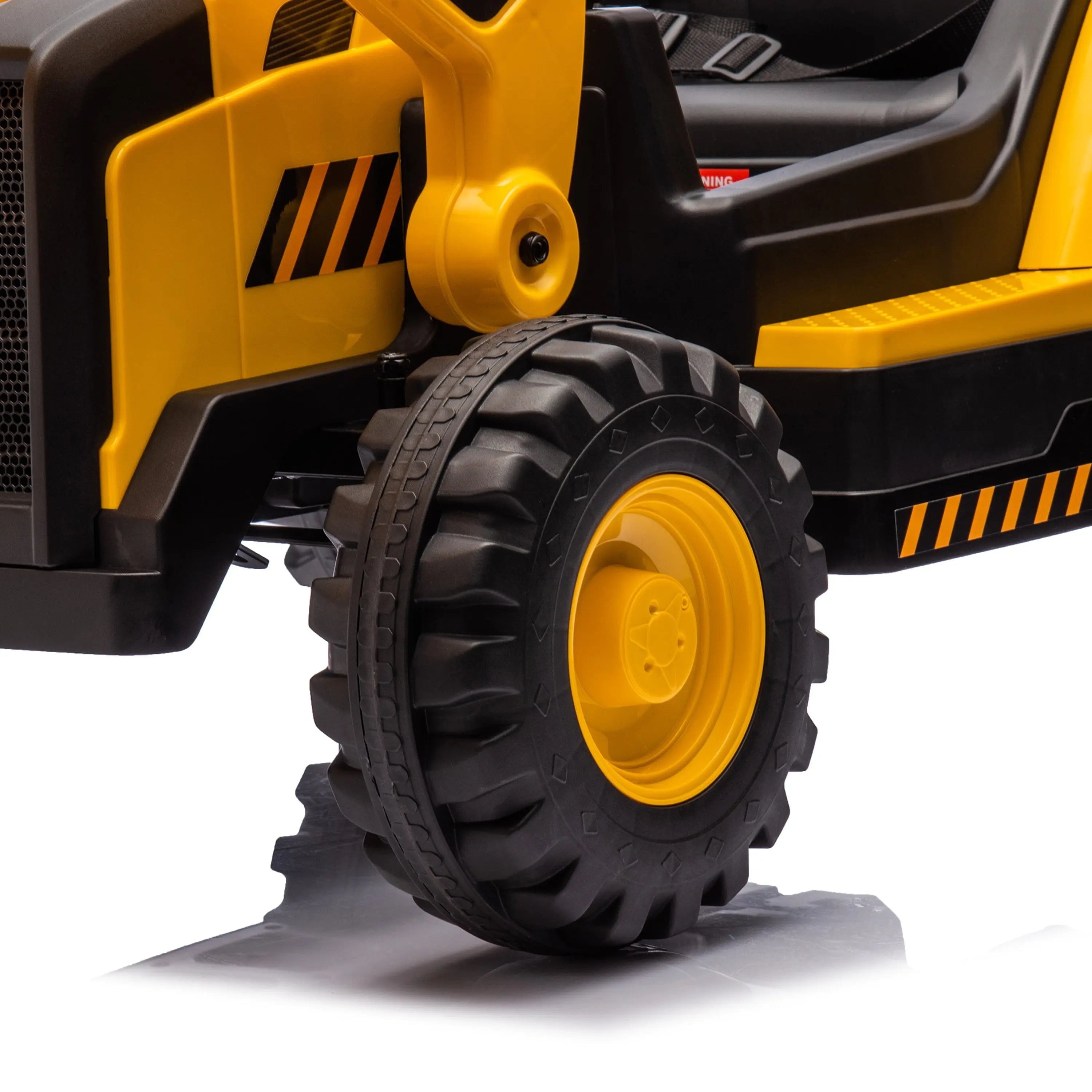 CAT Loader 12V Ride-on – rear view | Freddo Toys Canada