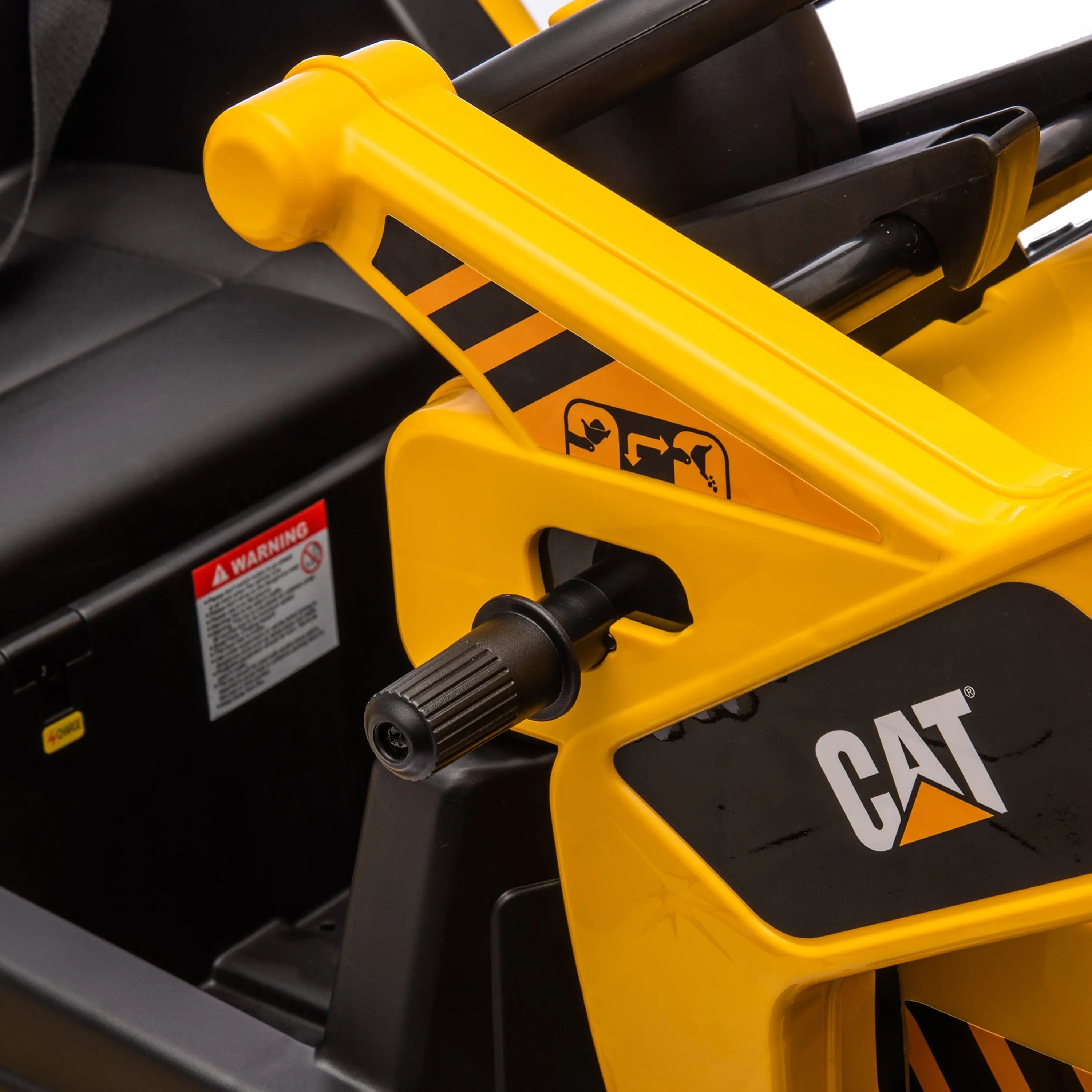 CAT Loader 12V Ride-on – LED headlights detail | Freddo Toys Canada
