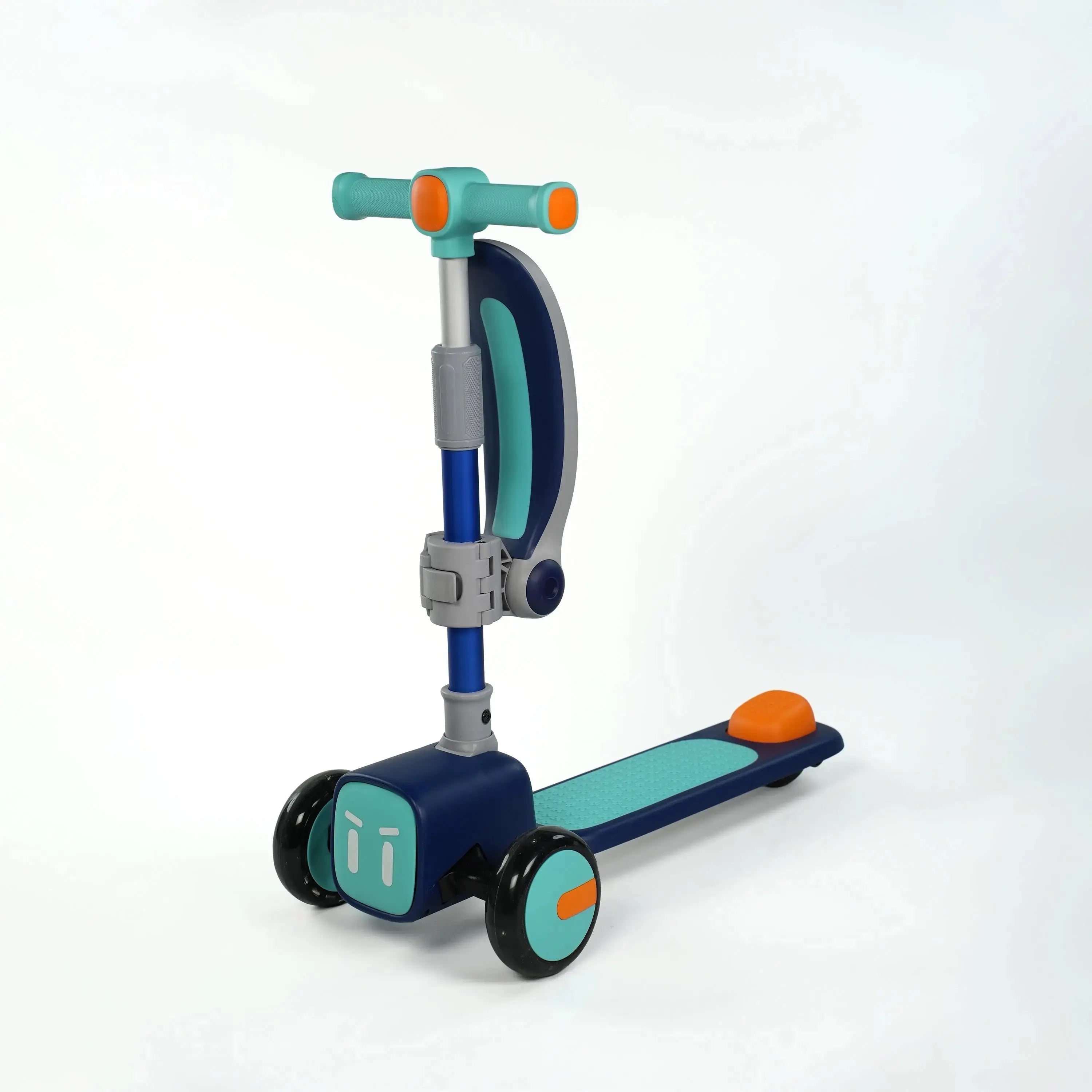 Freddo Emoji Scooter – side view | Freddo Toys Canada