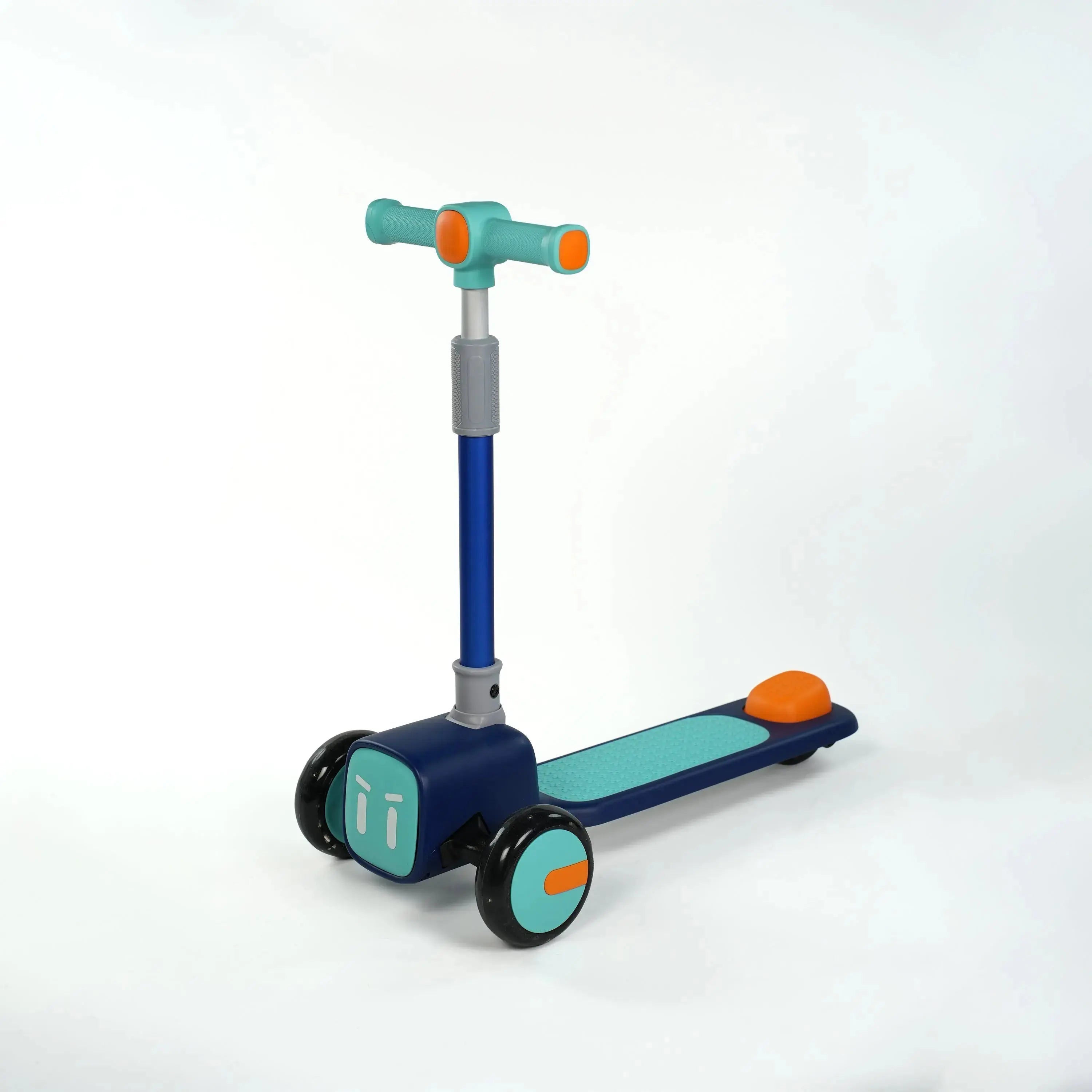 Freddo Emoji Scooter – rear view | Freddo Toys Canada