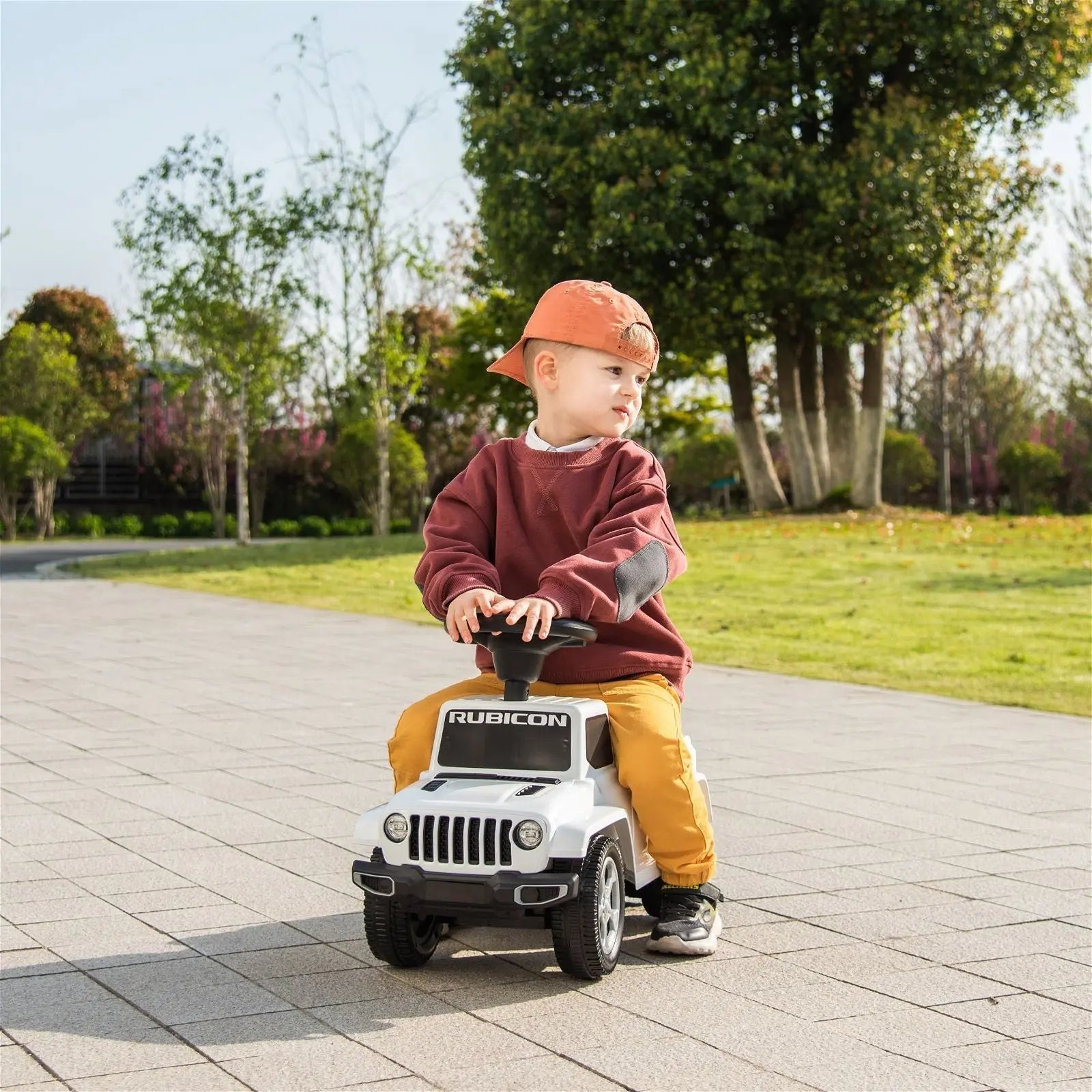 Jeep Rubicon Foot to Floor Ride-On for Toddlers – interior detail | Freddo Toys Canada
