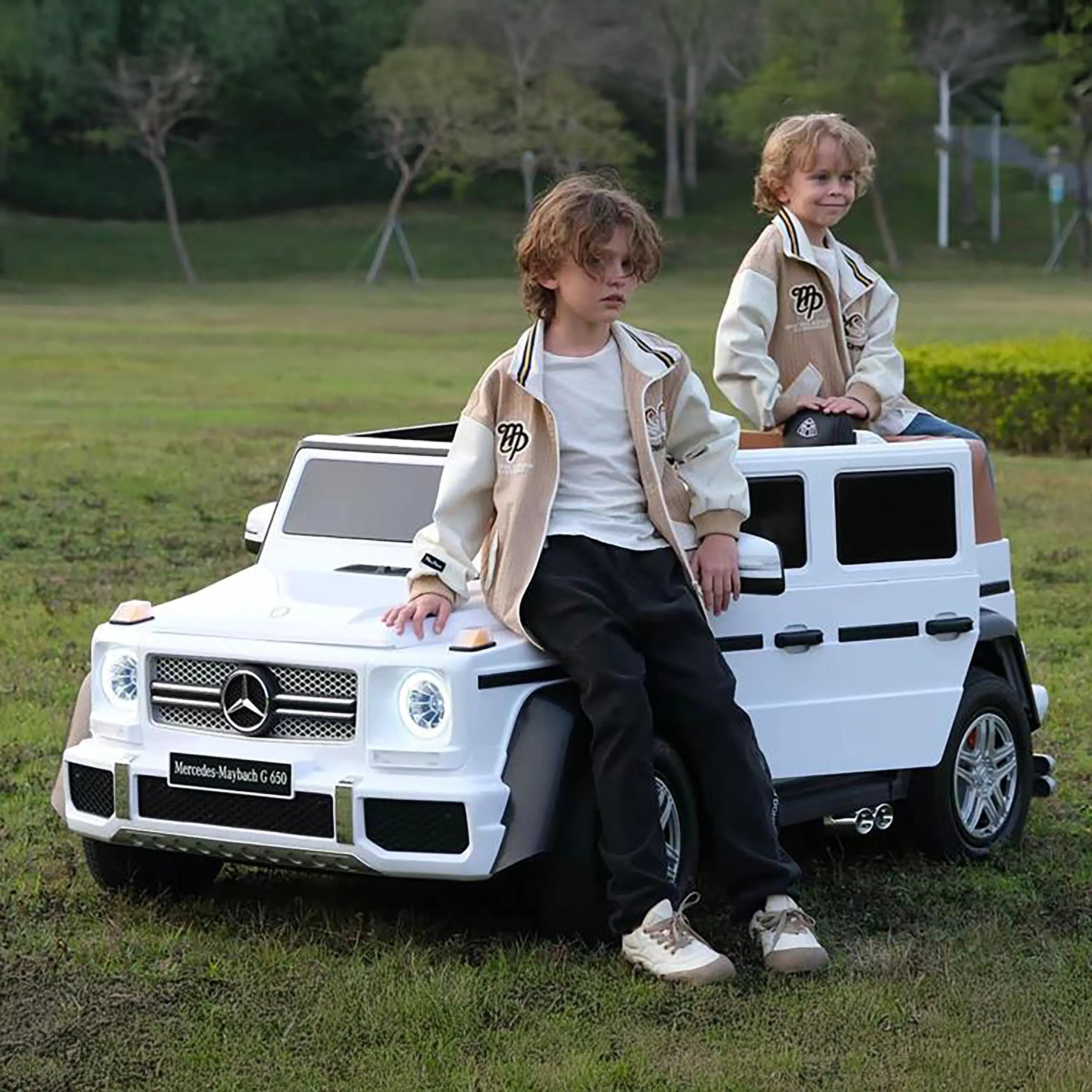 24V Mercedes Maybach G650 Brushless Motor Ride-on – rear three-quarter view | Freddo Toys Canada